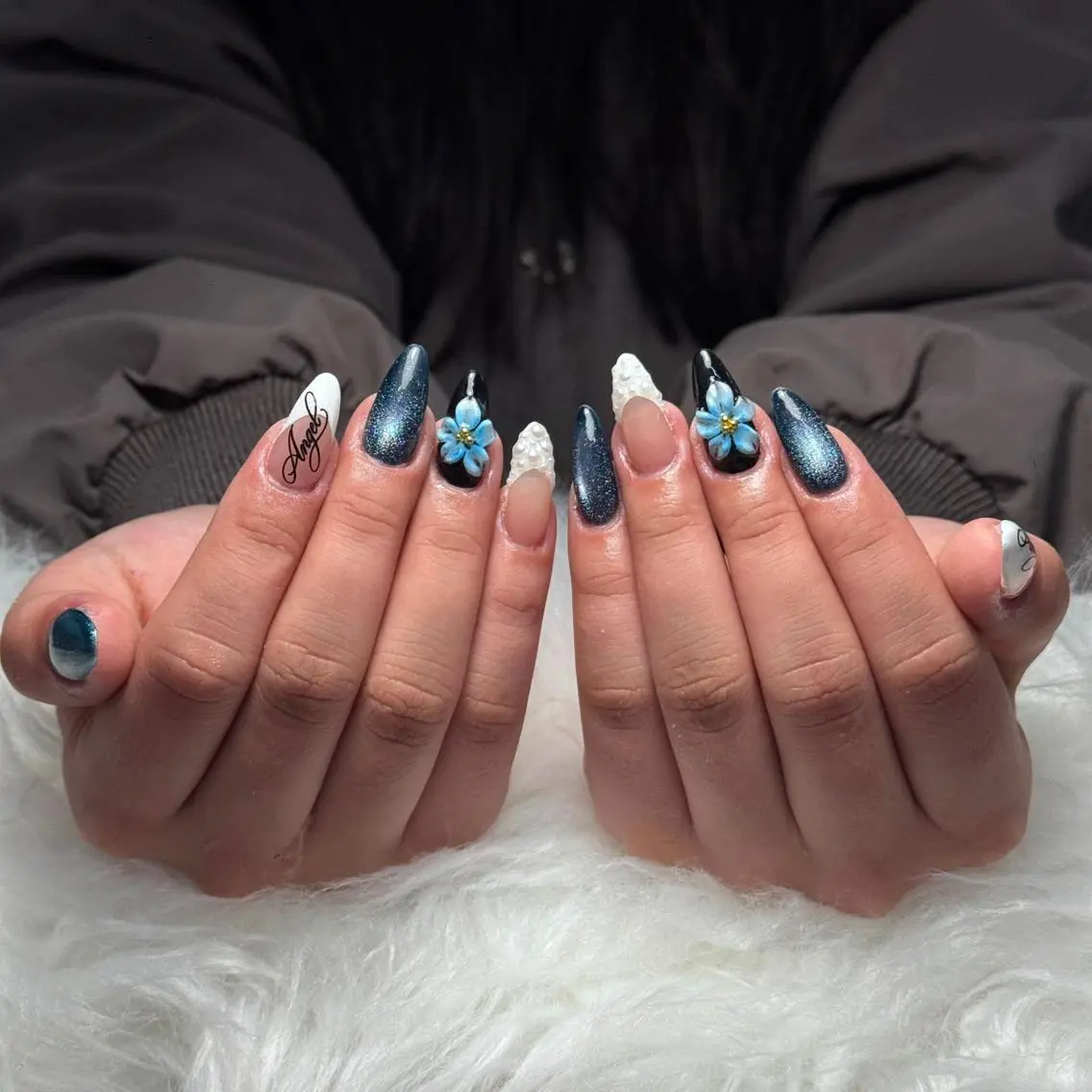 ネイル ガーリー 韓国ネイル シンプルネイル ハンドネイル ハンドケア Mika Nails 心斎橋のネイルデザイン