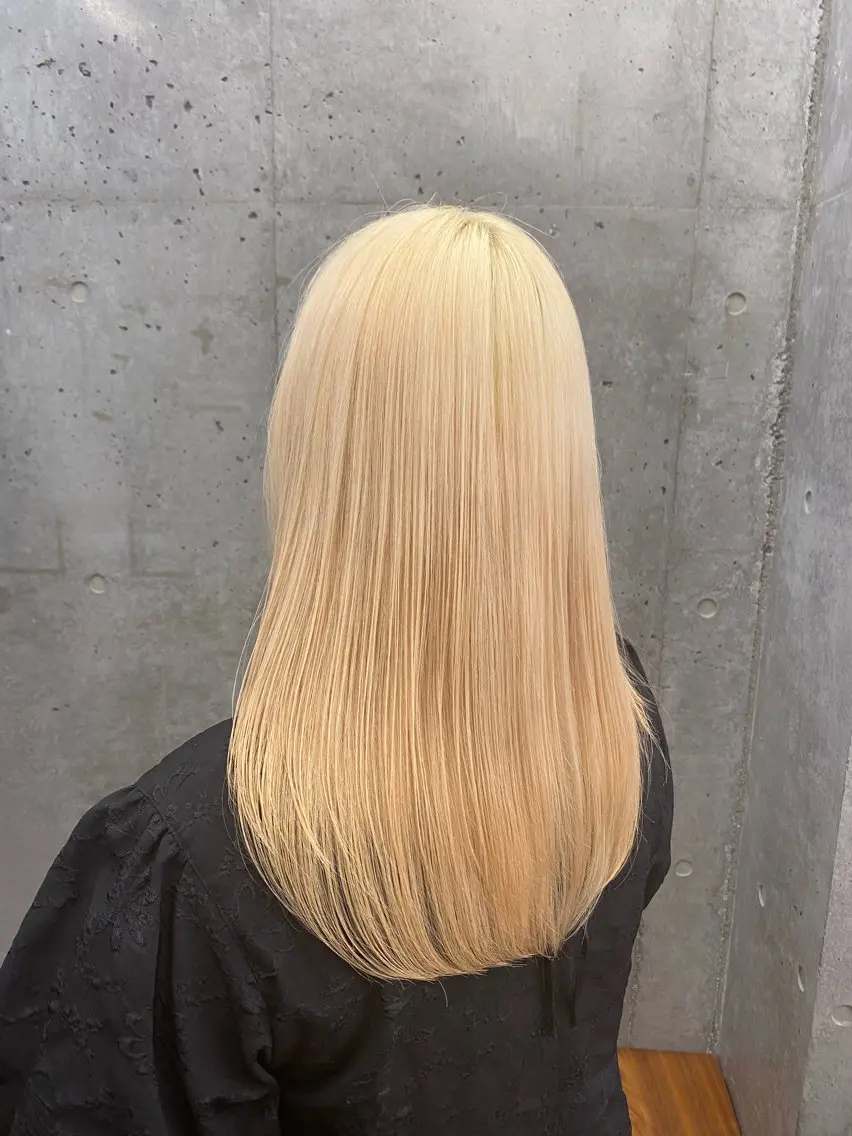 セミロング カラー 🌈艶ハイトーン特化 🌈NOZOMUのヘアスタイル