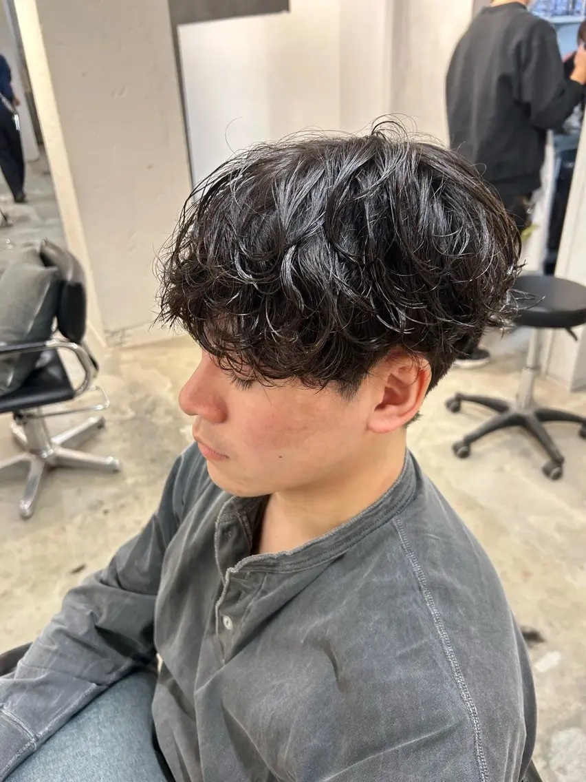パーマ メンズ カット パーマ メンズ清潔感のプロ 💈メンズパーマ藤田のヘアスタイル