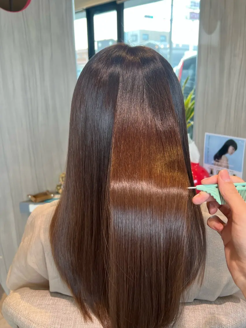 セミロング トリートメント COLOR's AYAMEのヘアスタイル