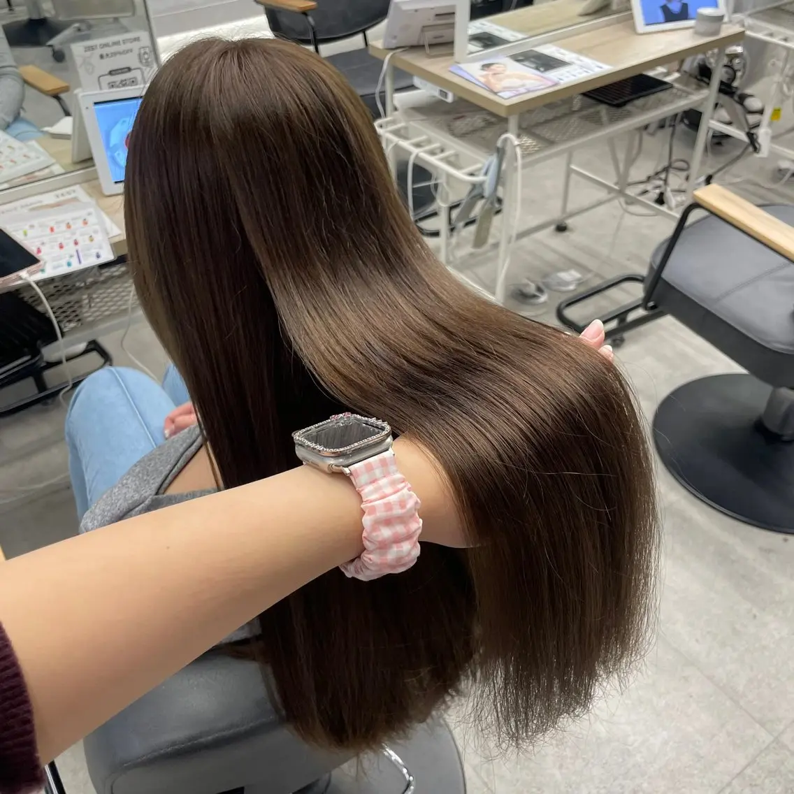 ロング カラー ヘアカラー ななみ.⋆𝜗𝜚 透明感カラー/まつパのマツエク・マツパデザイン