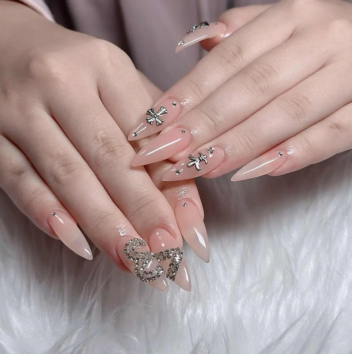ネイル フレンチネイル ジェルネイル ハロウィン 韓国ネイル マグネットネイル ハンドネイル H.baby Nail Salonのネイルデザイン