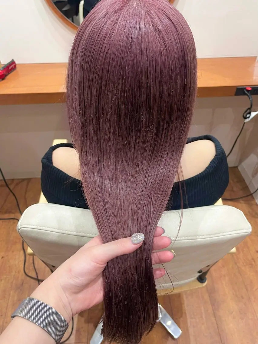 セミロング カラー ブリーチ ラベンダーカラー ピンクカラー ピンクラベンダー ヘアカラー トリートメント ﾚｲﾔｰ🩵透明感 ೀユイ🌙のヘアスタイル
