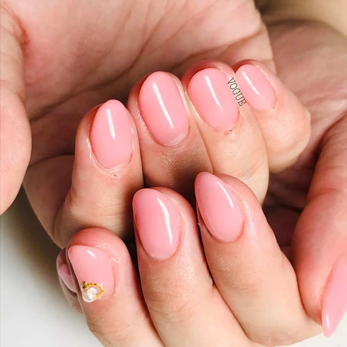 ネイル ハンドネイル VOGUE ×SWANのネイルデザイン