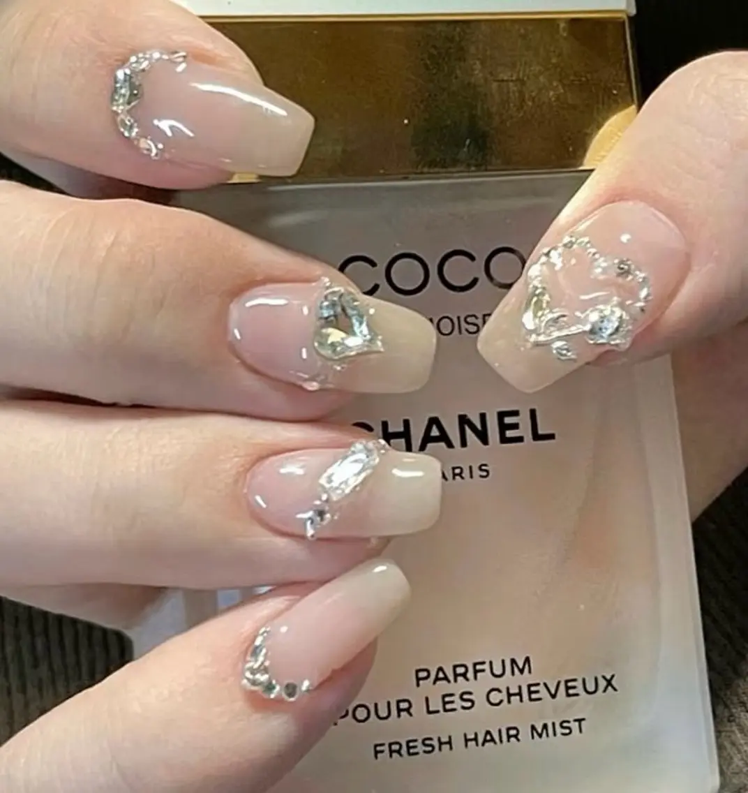 ネイル チークネイル 長さ出し フレンチネイル ガーリー 韓国ネイル sun nail池袋 モデル募集のネイルデザイン
