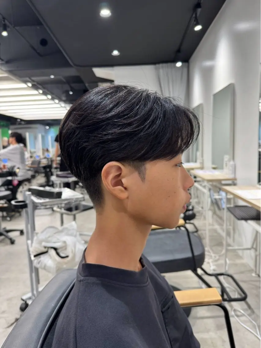 ✂︎メンズ刈り上げセンターパート✂︎の写真