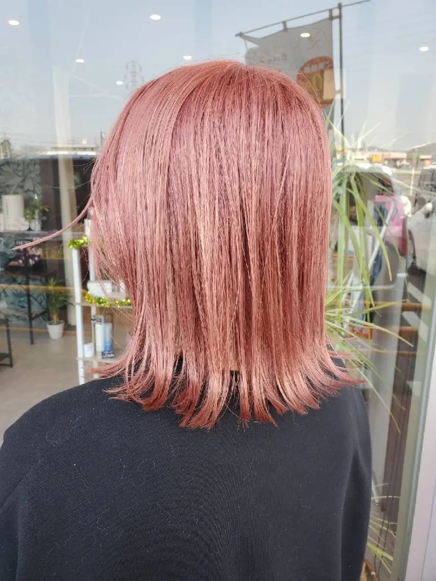 ミディアム カラー ベージュカラー ブリーチ ピンクカラー ピンクベージュ イメチェン大歓迎✨️ tadaのヘアスタイル