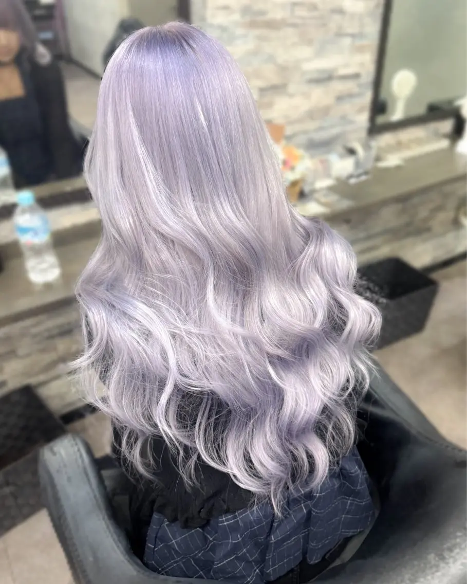 ロング カラー カット ヘアカラー トリートメント エクステ ハイトーンエクステ 🎩カズキ🎩のヘアスタイル