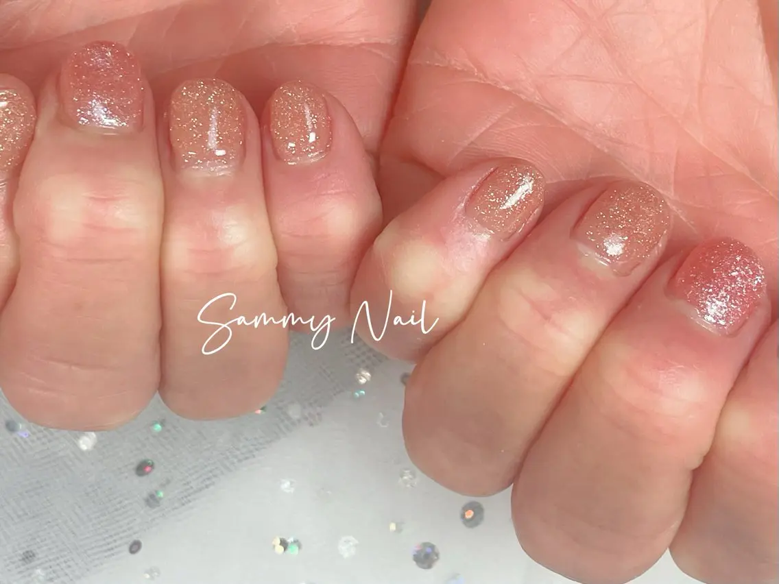 ネイル フラッシュネイル ラメ(グリッター) ハンドネイル Sammy Nailのネイルデザイン