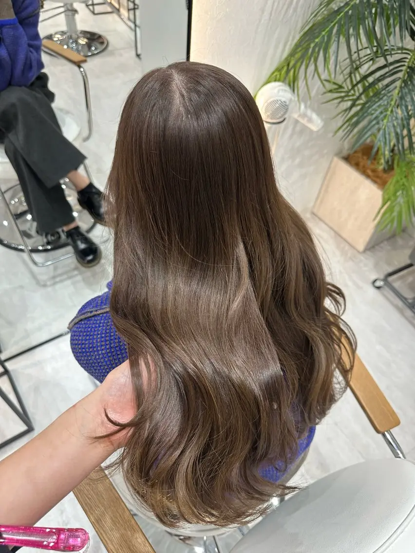 カラー アディクシーカラー ベージュカラー ブリーチ ケアブリーチ デザインカラー 韓国レイヤーカット/ 顔周りカットtamaのヘアスタイル