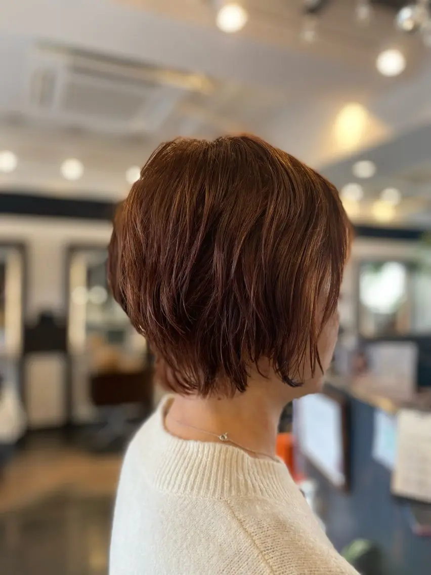ショート カラー アトリエファゴ Chikanoのヘアスタイル