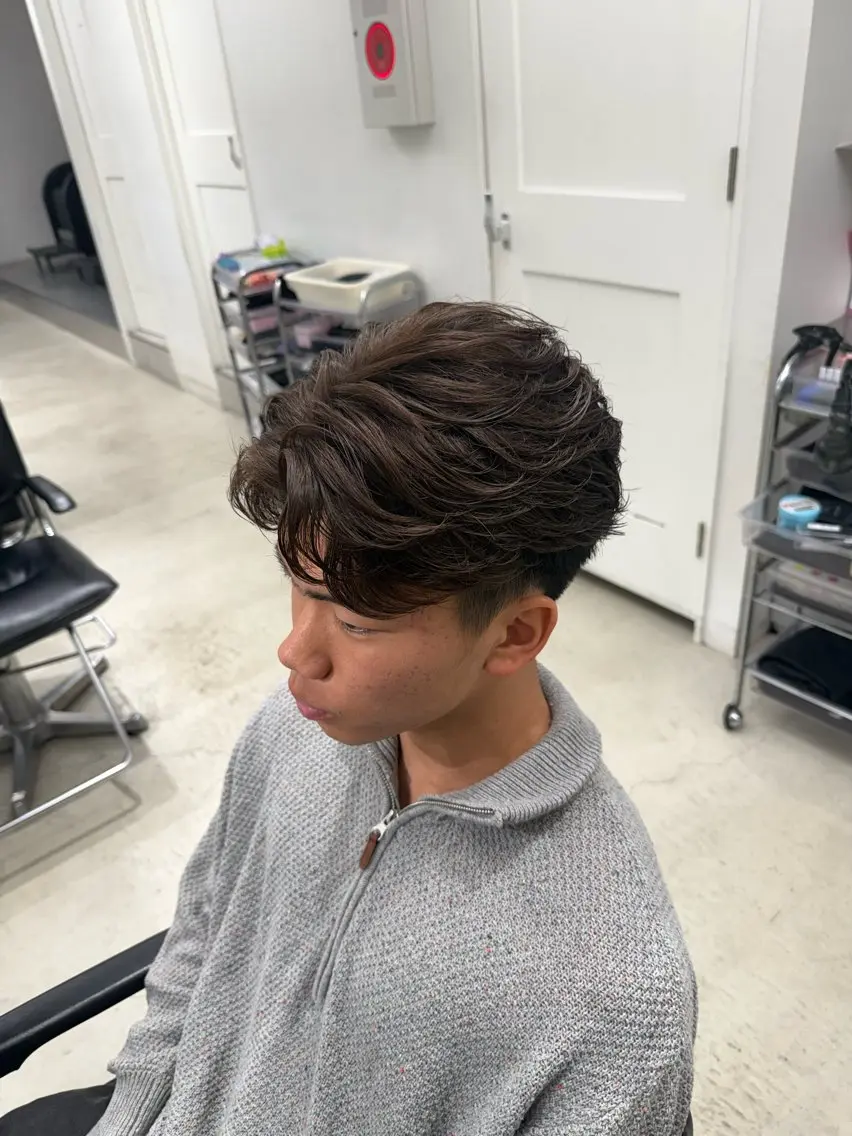 パーマ メンズ 深谷 侑亮のヘアスタイル