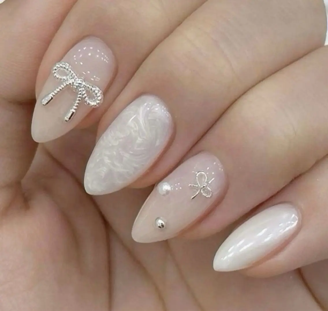 ネイル Queeens nailのネイルデザイン