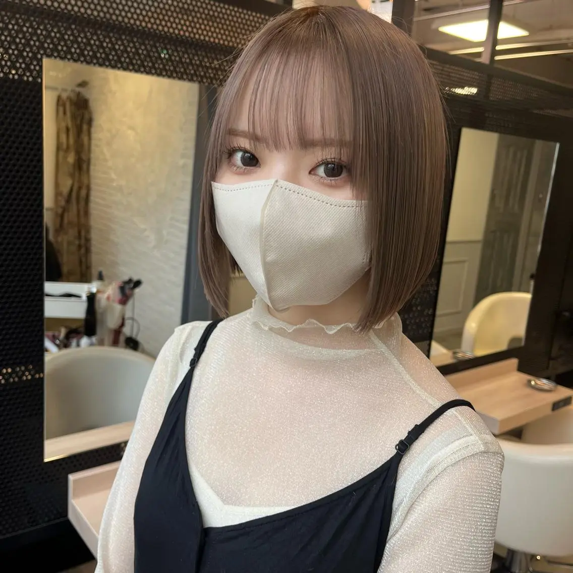 【🥇ご新規様人気NO.１🥇】　顔周りカット＋ケアカラー＋Aujua3Stepトリートメントの写真