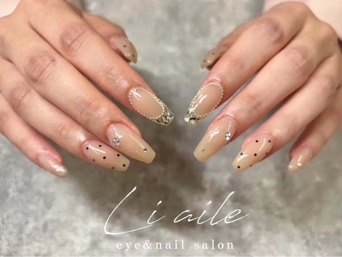 🌼オフ込み🌼持ち込み(60分アート)💅(フィルイン)の写真