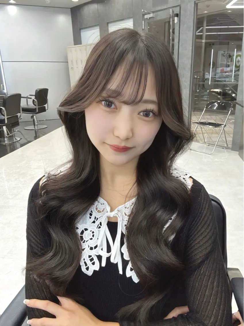 ロング カラー ヘアアレンジ カット トリートメント 韓国ヘア🖤/透明感 shihoのヘアスタイル