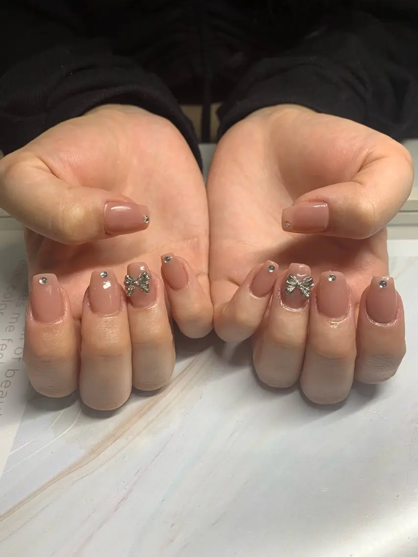 ネイル フレンチネイル ジェルネイル 韓国ネイル マグネットネイル マグネットフレンチ akina nailsのネイルデザイン