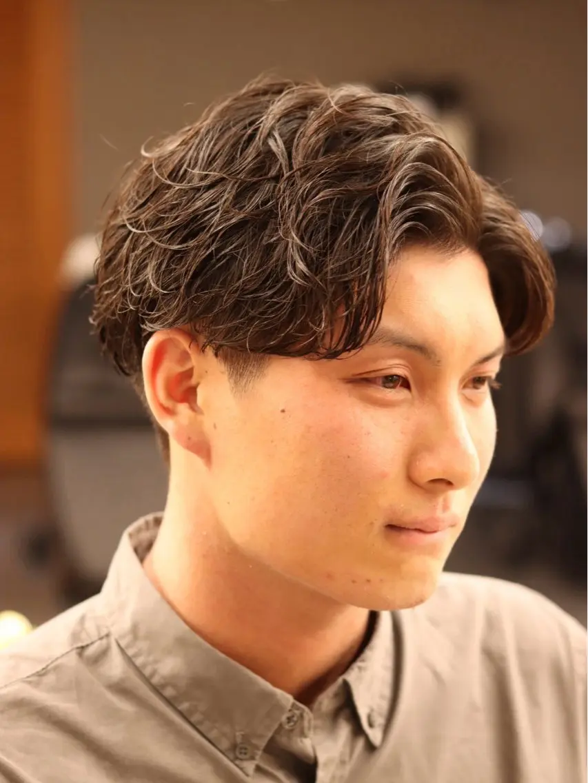 ショート パーマ メンズ カット メンズカット✂️ スキンフェード伊藤陸のヘアスタイル