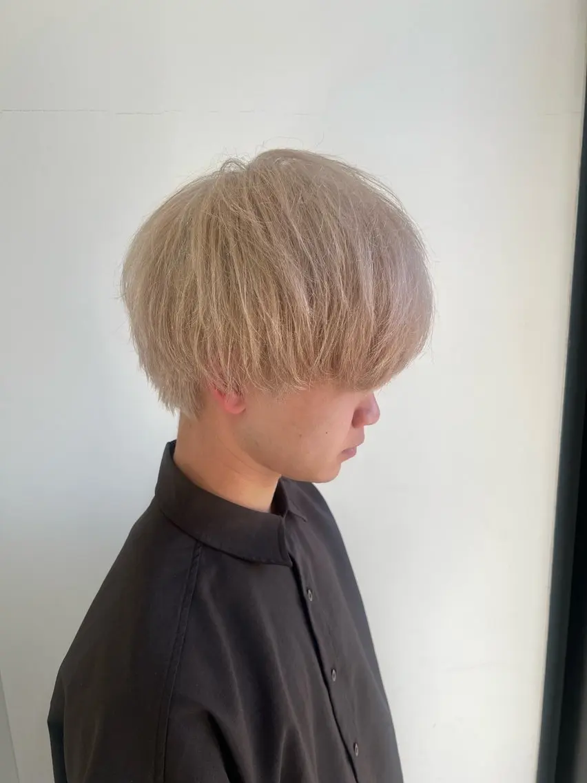 カラー メンズ ダブルカラー寒色系 ボリューム改善ハヤトのヘアスタイル