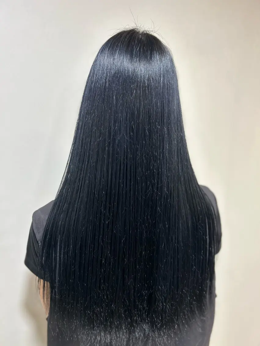 ロング カラー 黒髪 ブルーカラー ブルーブラック ヘアカラー 菊澤 拓也のヘアスタイル