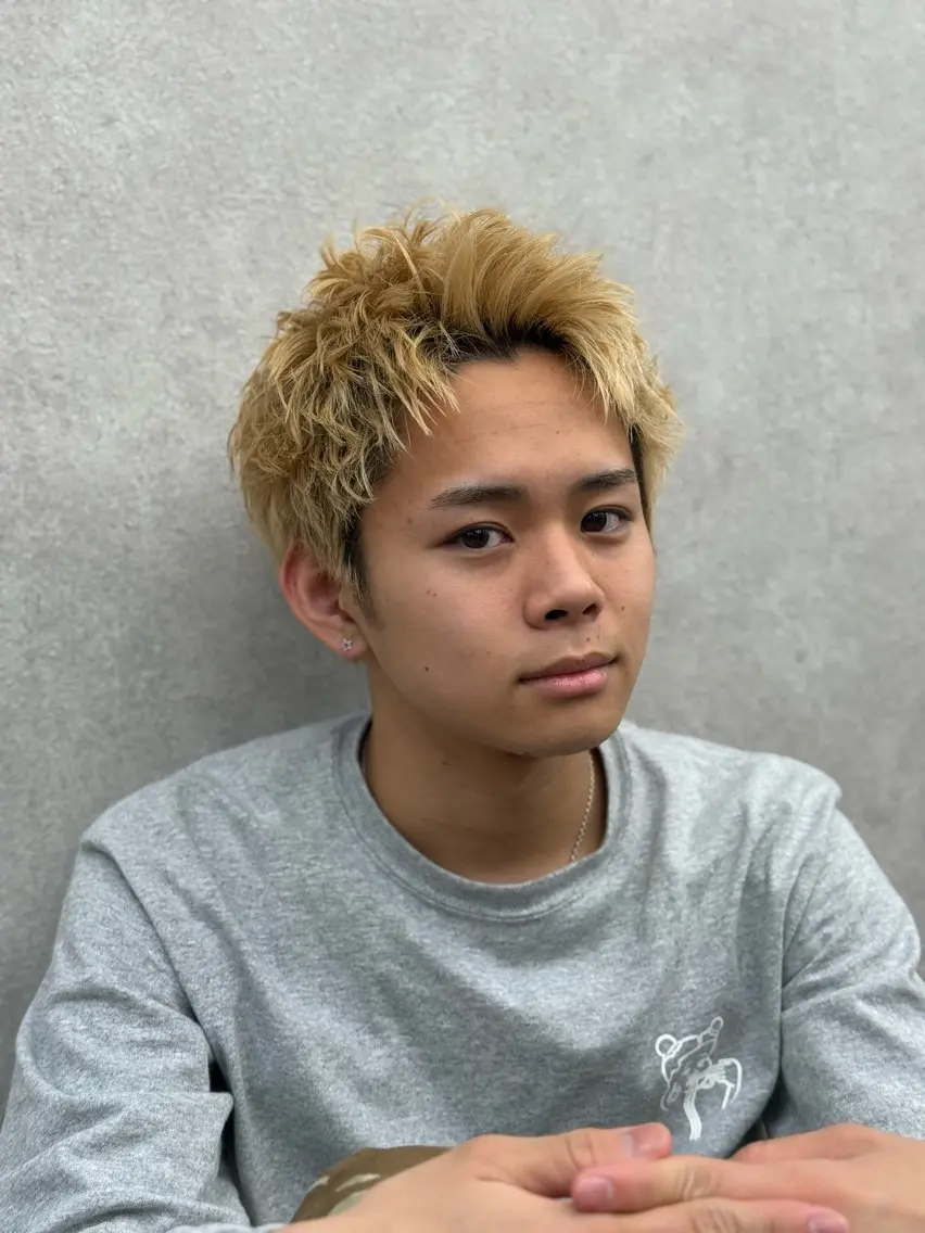 ショート メンズ スパイキーショート 刈り上げ ショートヘア 【メンズ特化美容師】 吉田 到真/海外ヘアのヘアスタイル