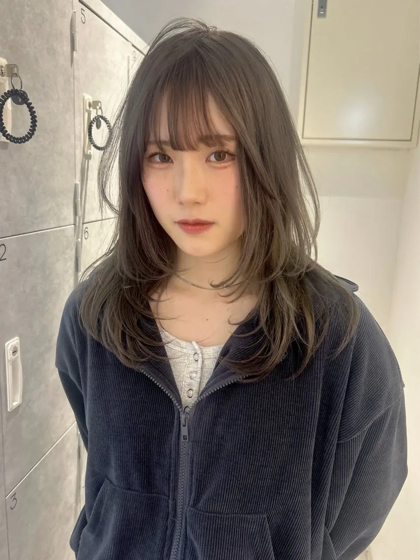 セミロング カラー カット ヘアカラー トリートメント ミディアムロング似合 せ/ヘアアレンジのヘアスタイル
