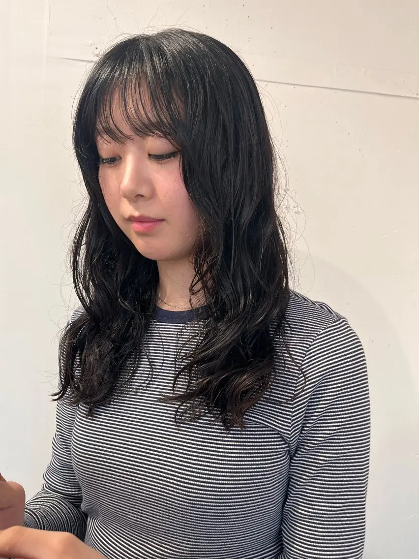 セミロング セミロングパーマ 顔周りカット レイヤーカット カット パーマ 縮毛/パーマ/カラー LUVISM佐藤里咲のヘアスタイル
