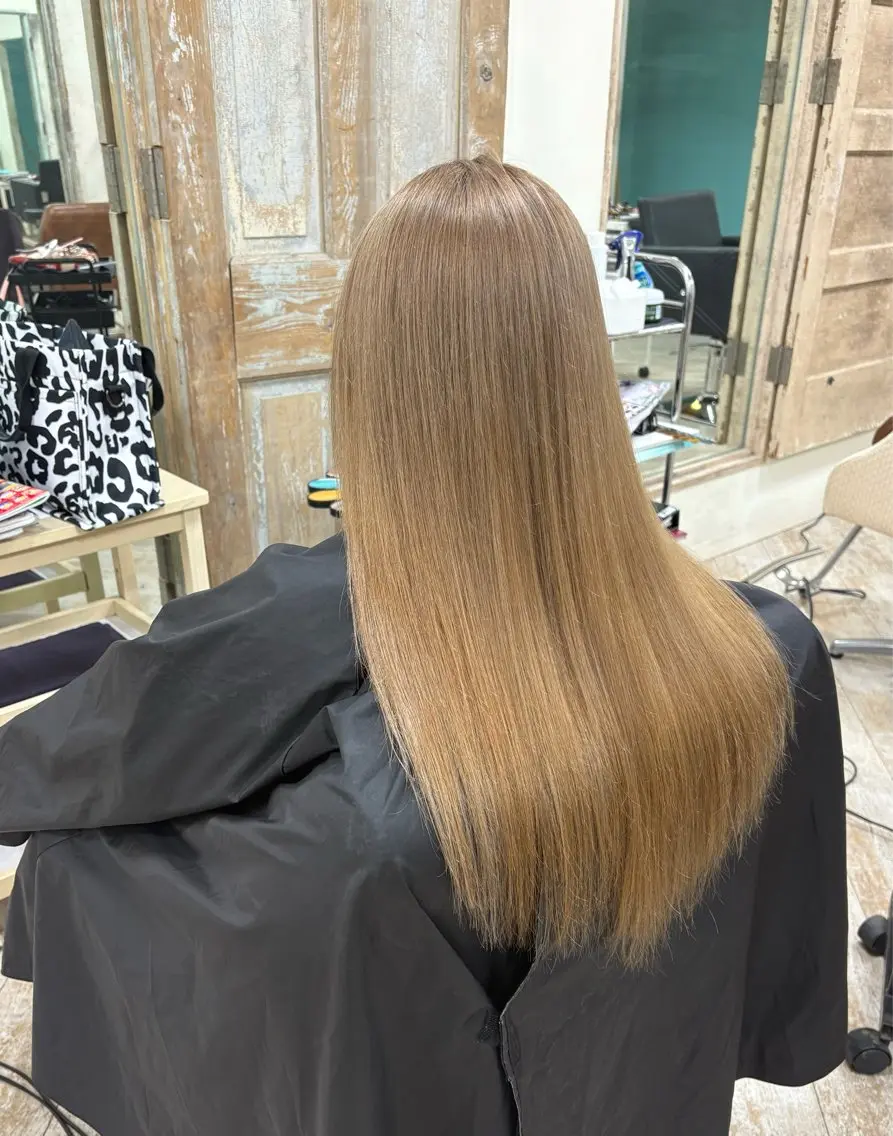カラー 菊地 映香のヘアスタイル