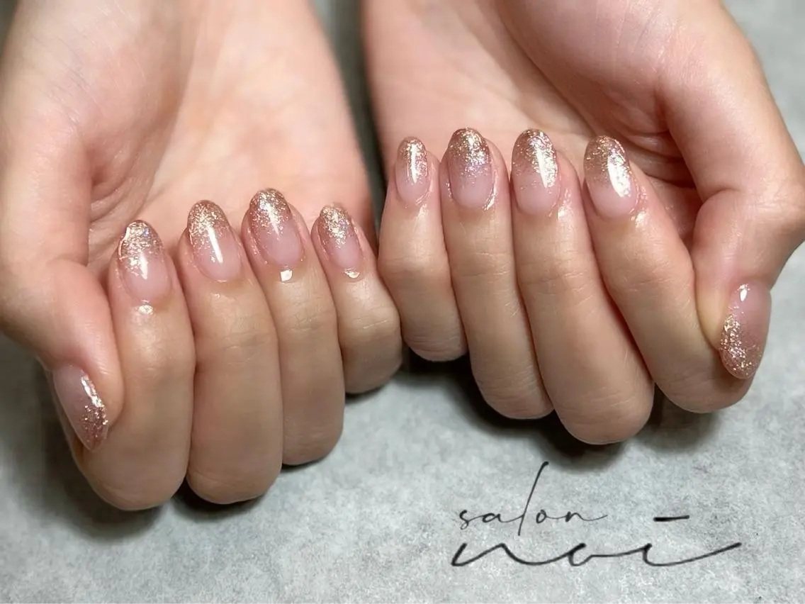 ネイル ミラーネイル ピンク salon noiのネイルデザイン