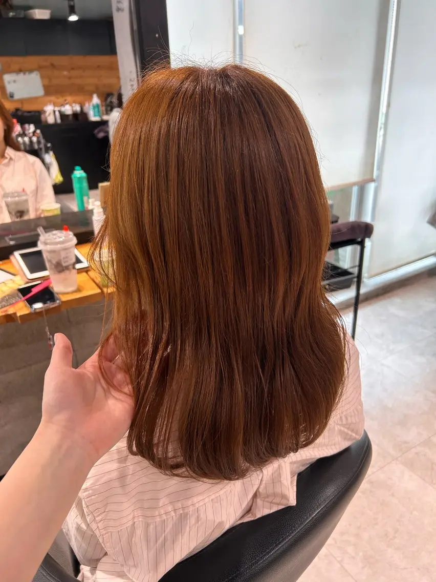 セミロング ヘアカラー トリートメント ヘッドスパ ヘアセット レイヤーStyle 🪽菜々実のヘアスタイル