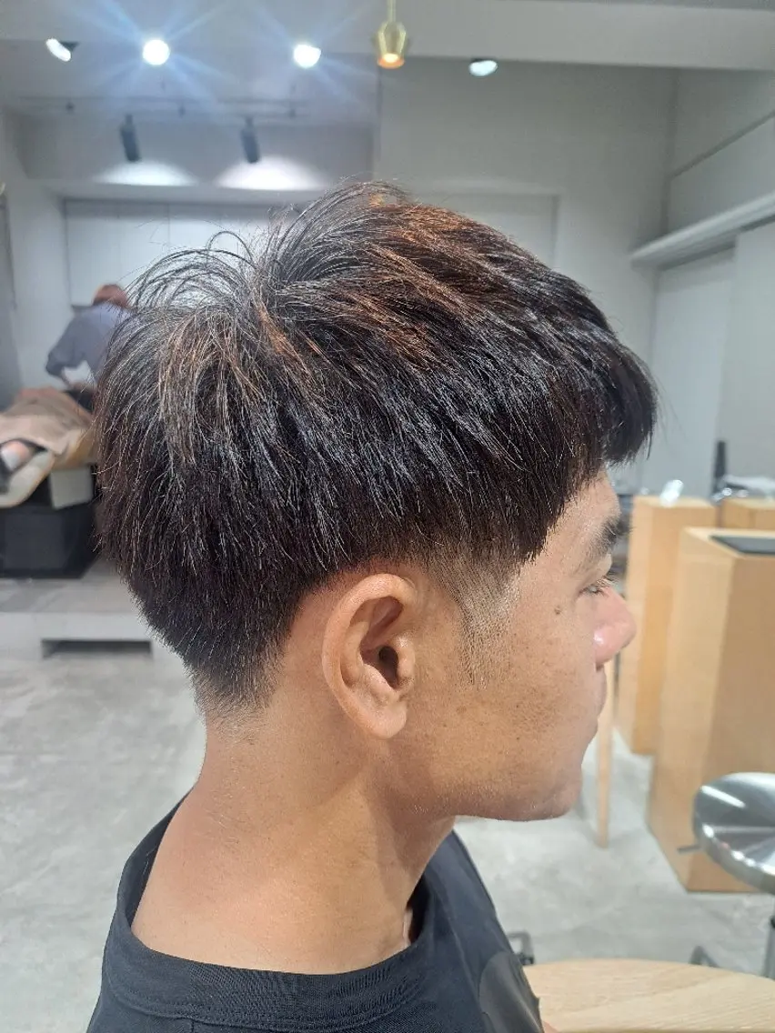 ショート クボ タのヘアスタイル