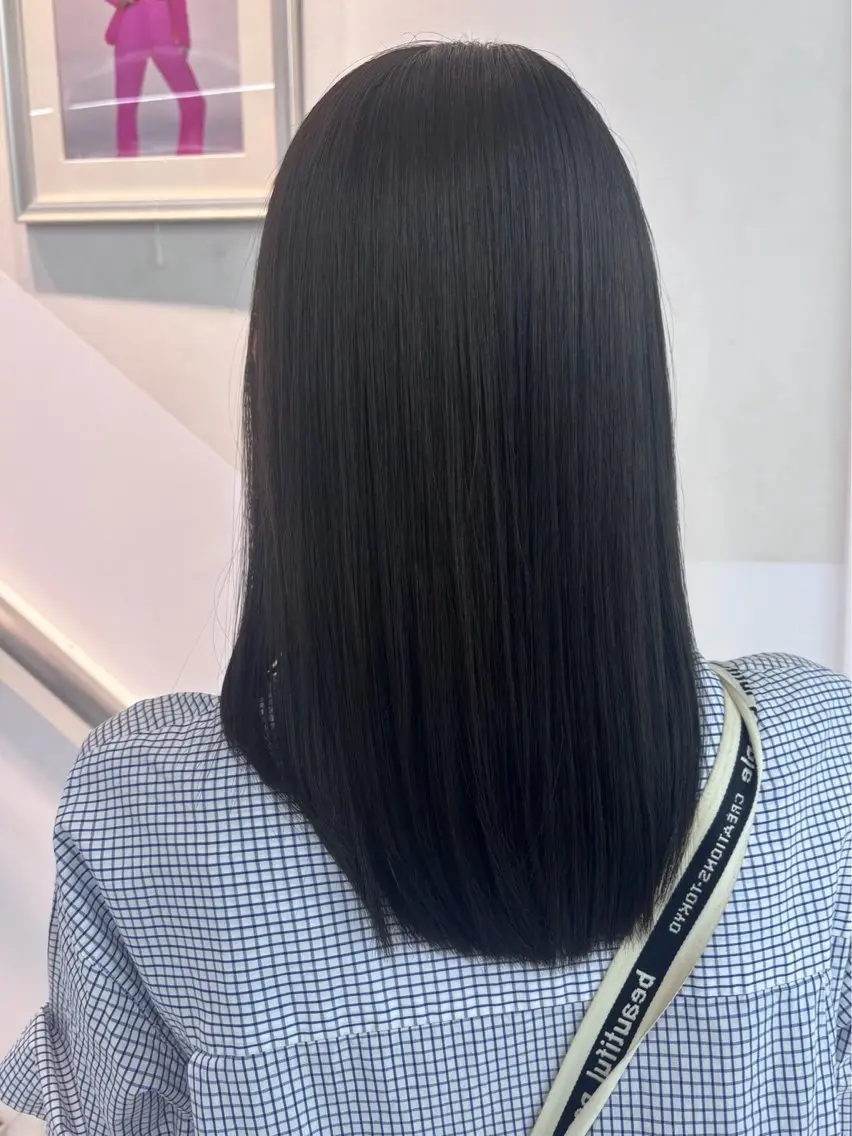 カラー 岸本 謙生のヘアスタイル