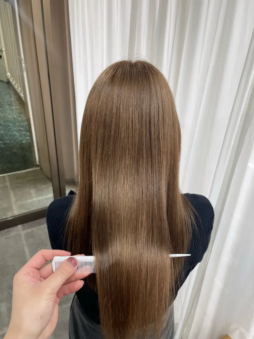 セミロング カラー ベージュカラー ブリーチ ケアブリーチ デザインカラー ダブルカラー ヘアカラー トリートメント ダブルカラー/ 髪質改善💎安藤のヘアスタイル