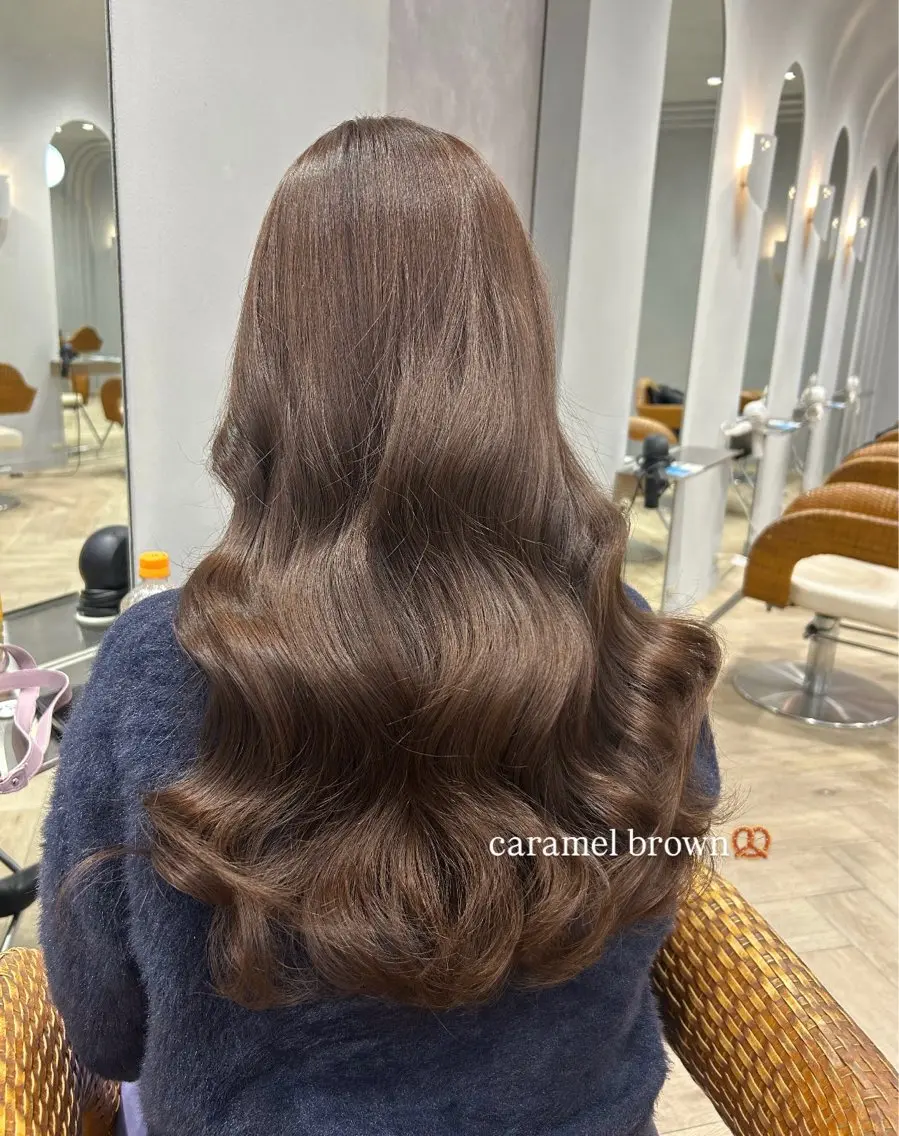 ロング カラー ブラウンカラー 柴田 千春のヘアスタイル