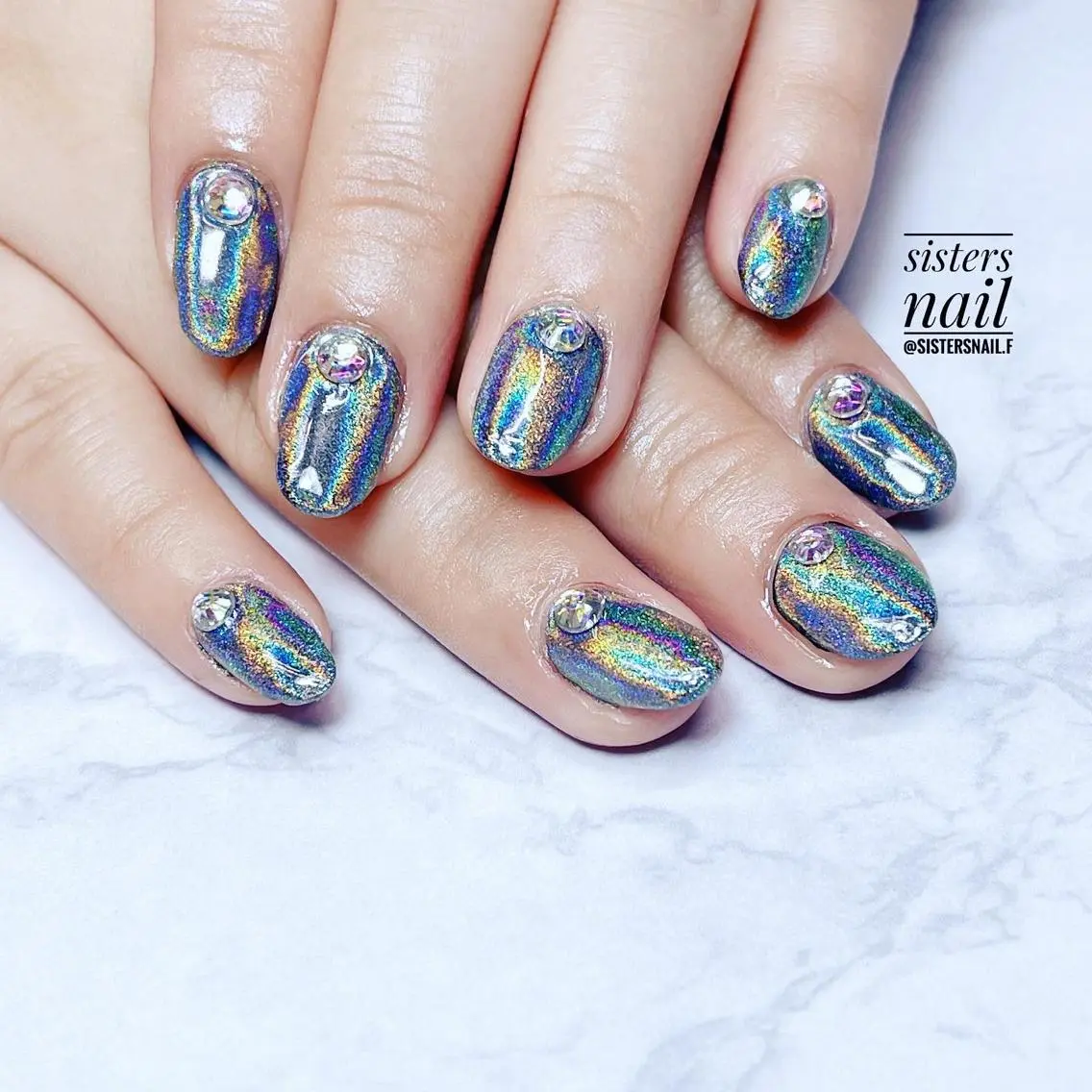 ネイル アートネイル キラキラネイル ミラーネイル シルバー シンプルネイル sisters nail.fのネイルデザイン