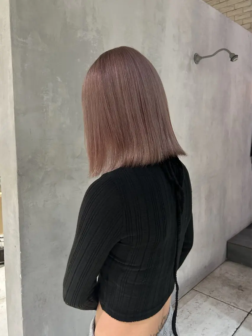 ミディアム カラー ベージュカラー ピンクカラー ピンクベージュ Hinata🛸 ハイトーン美容師のヘアスタイル