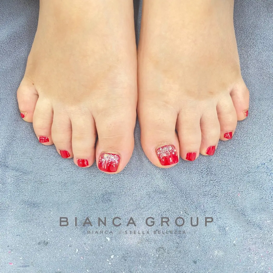 ネイル フットネイル Bianca 若松 颯菜のネイルデザイン