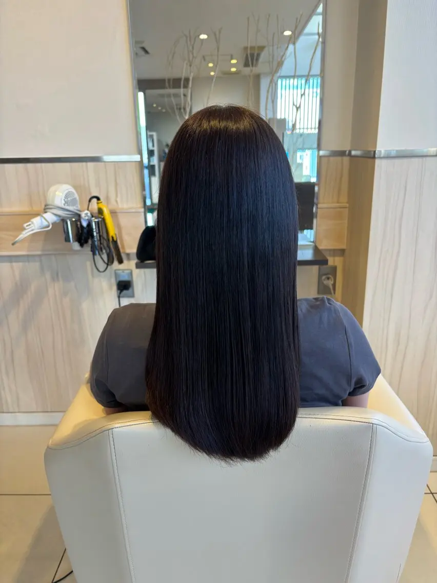 カラー 土屋 朱里のヘアスタイル
