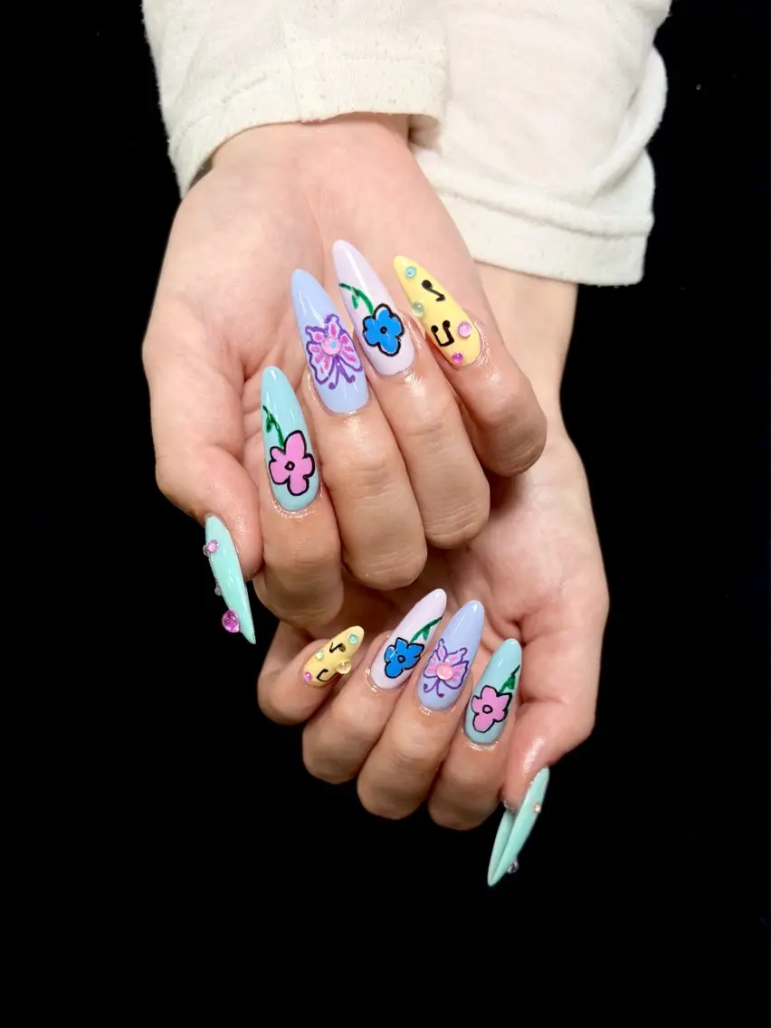 ネイル ハンドネイル ongles chicのネイルデザイン