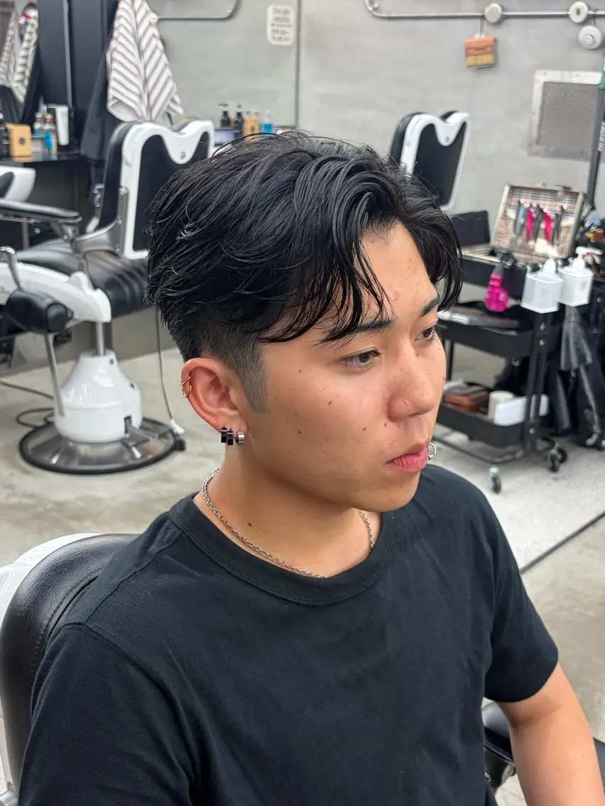 ミディアム 福永 彩花のヘアスタイル