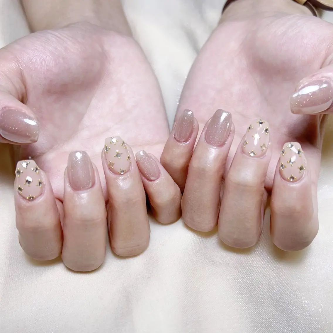 メンズ ネイル メンズ韓国風 アートネイル オーロラネイル ガーリー キラキラネイル ハンドネイル Nail salon 木にいるのネイルデザイン
