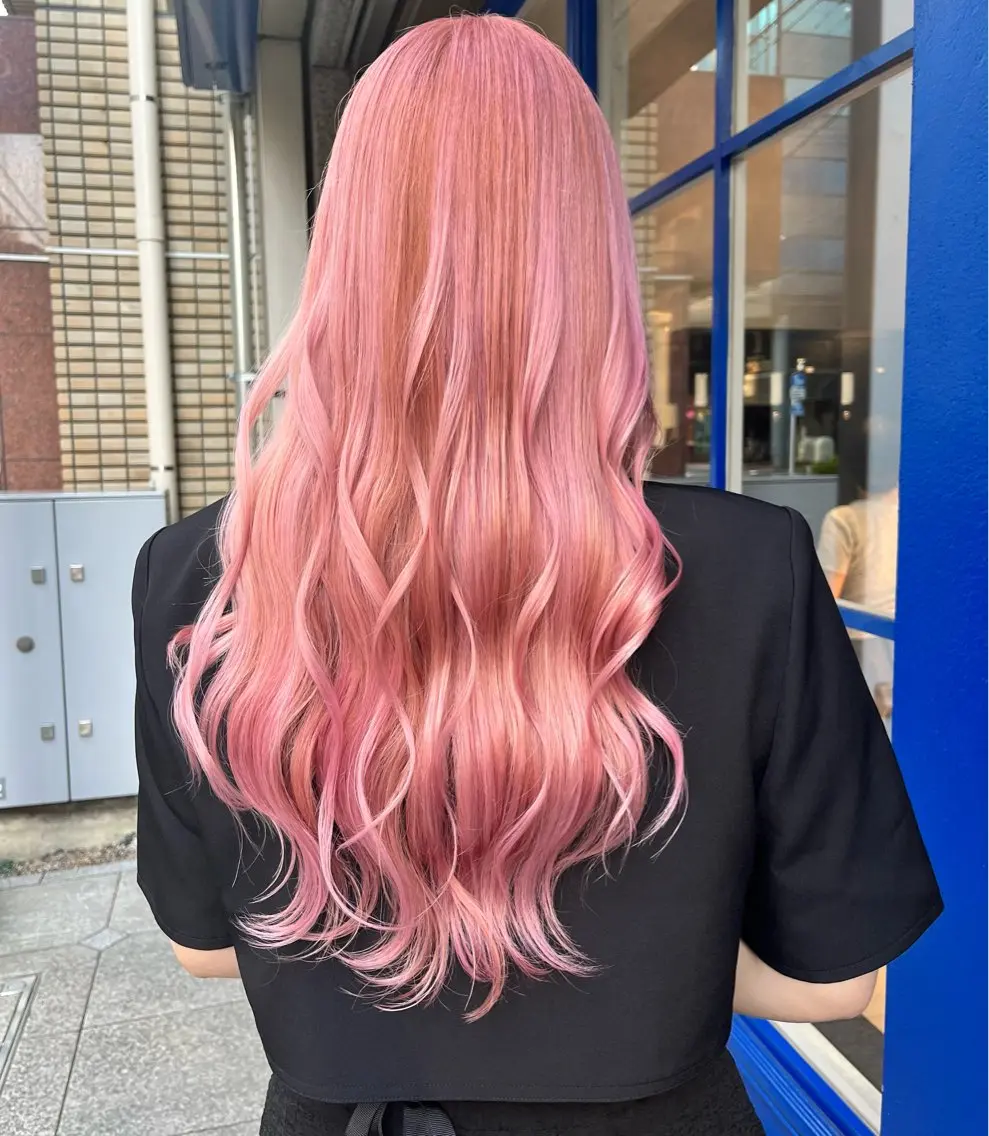 ロング カラー ピンクカラー ロング カット ヘアカラー 🎀♥️推しカラー tomoka💜🍭のヘアスタイル