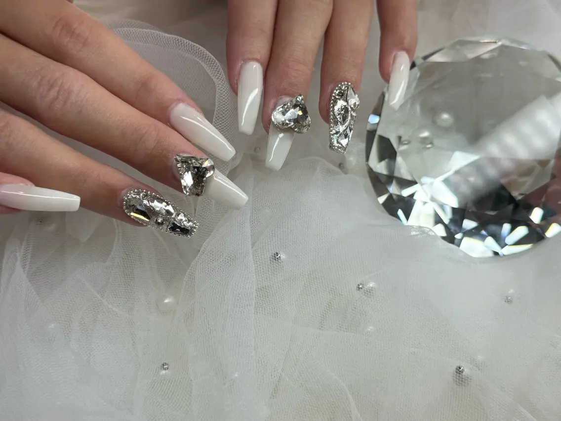 ネイル ホワイト nagi nailのネイルデザイン