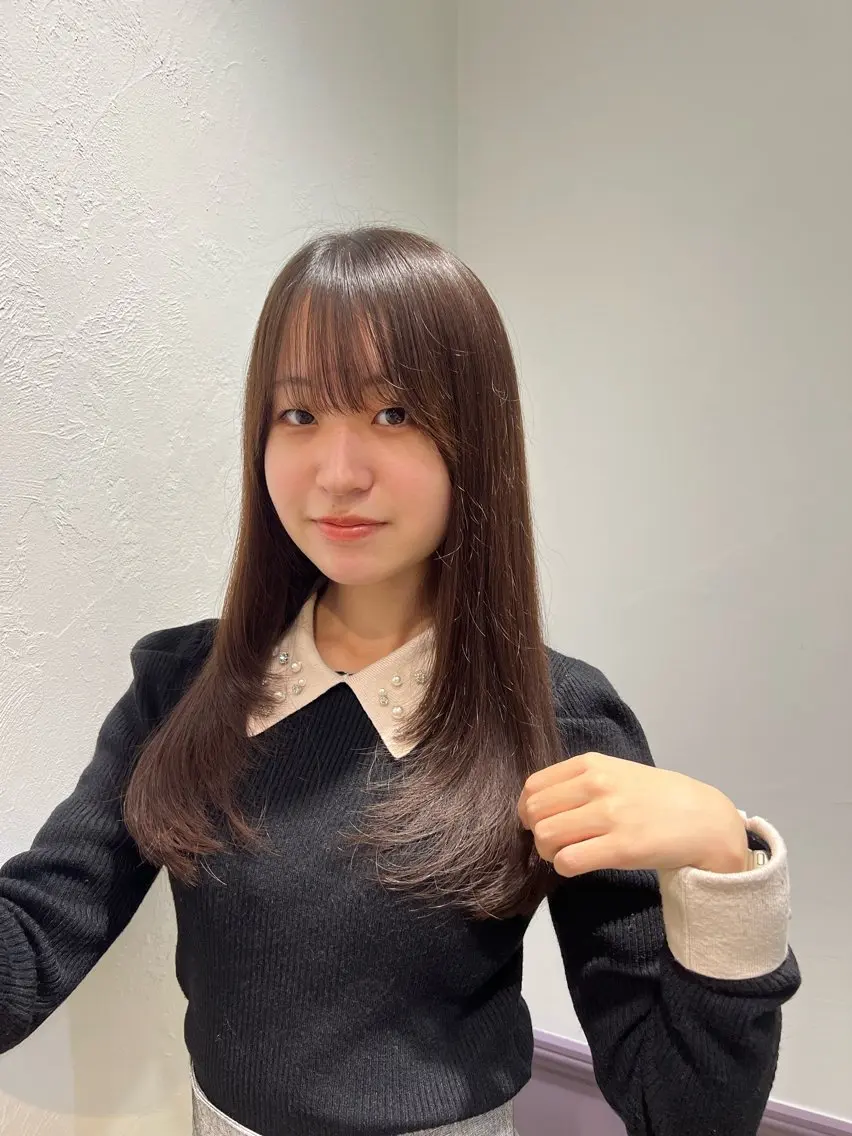 セミロング レイヤーカット カット ヘアカラー ミディアムレイヤー/ 艶カラー🎀 emiのヘアスタイル