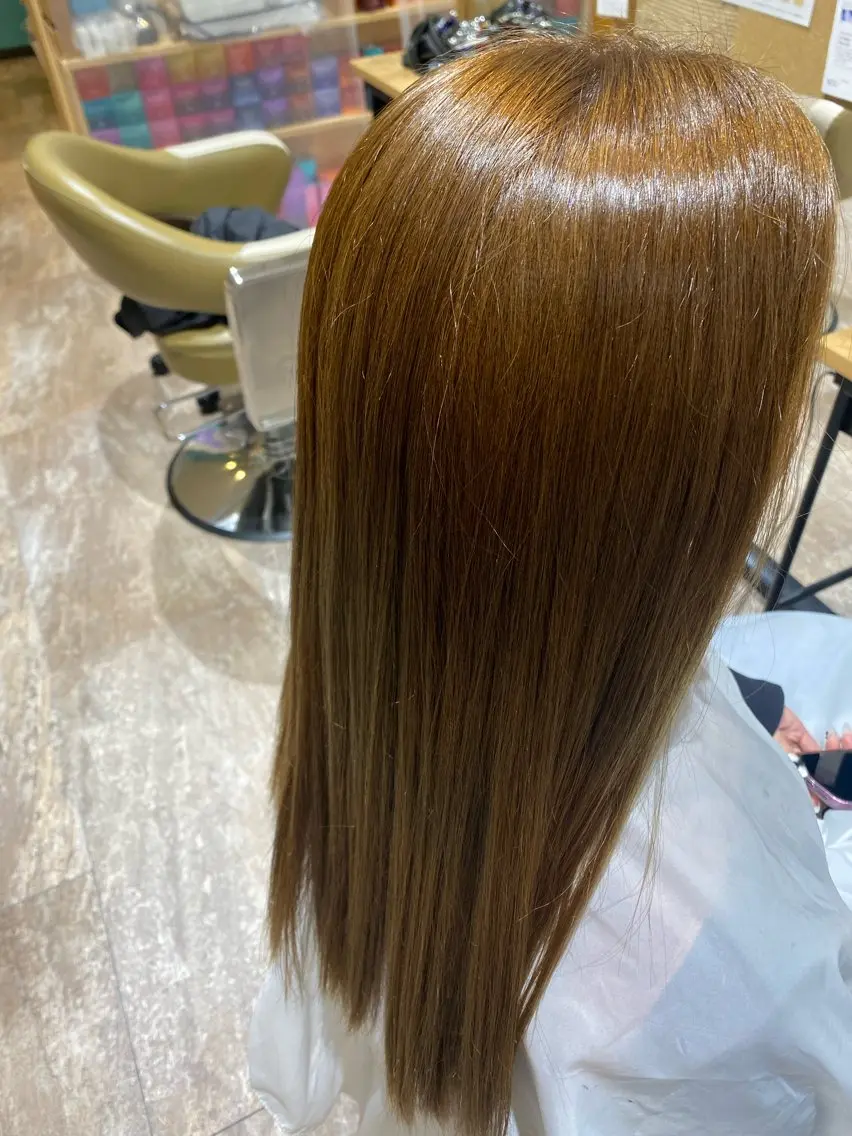 カラー ブリーチ ハイトーンカラー ヘアカラー @RICH ヒカルのヘアスタイル