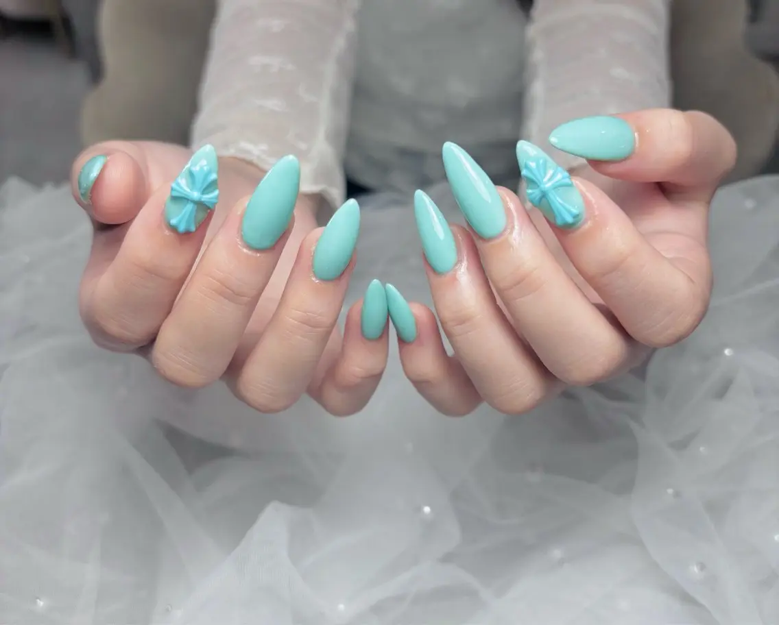 ネイル ハンドネイル moon nailsのネイルデザイン