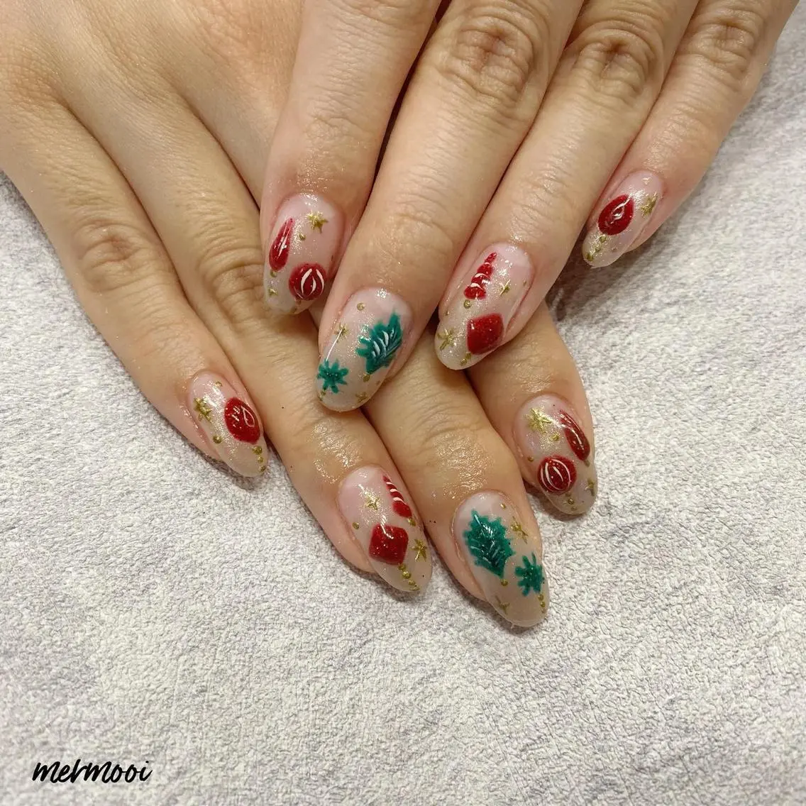 ネイル ジェルネイル キラキラネイル 韓国ネイル ラメ(グリッター) ワンカラーネイル mermooi nailのネイルデザイン