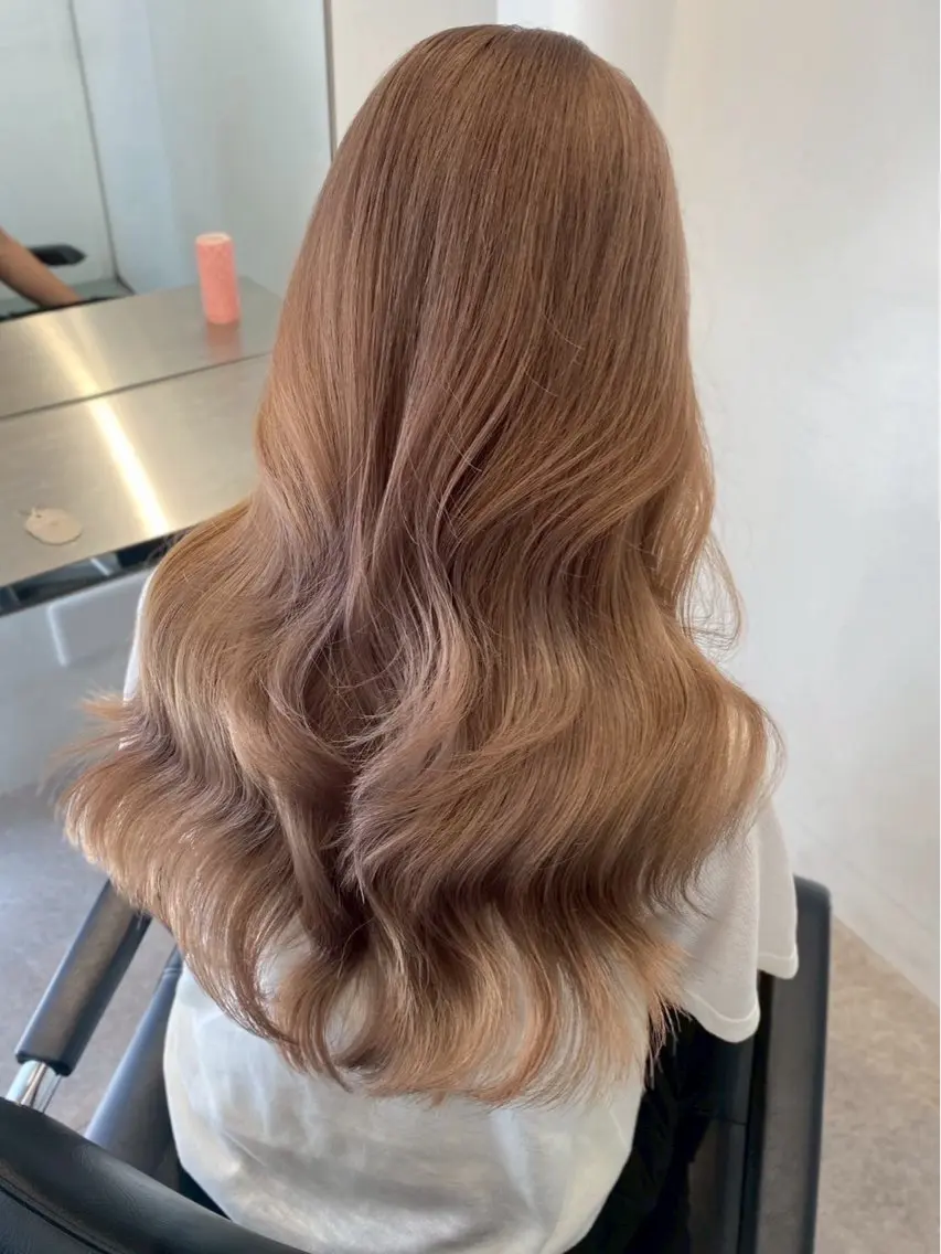 ロング カラー ブリーチ 透明感カラー ヘアカラー ヘーゼルベージュ 🩰🤎miharuのヘアスタイル