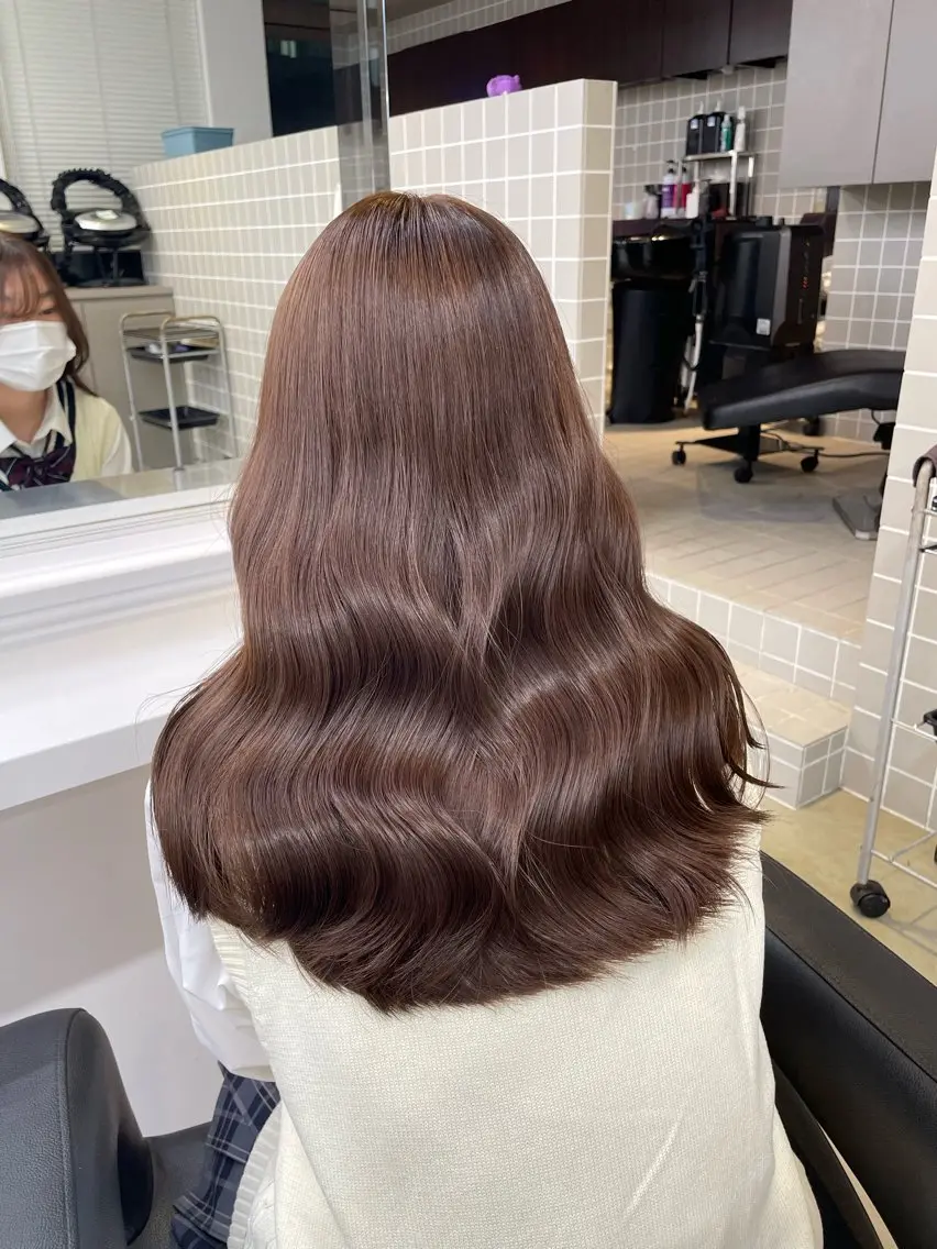セミロング ヘアカラー トリートメント 🤍透明感カラー/ 韓国レイヤー🤍のヘアスタイル