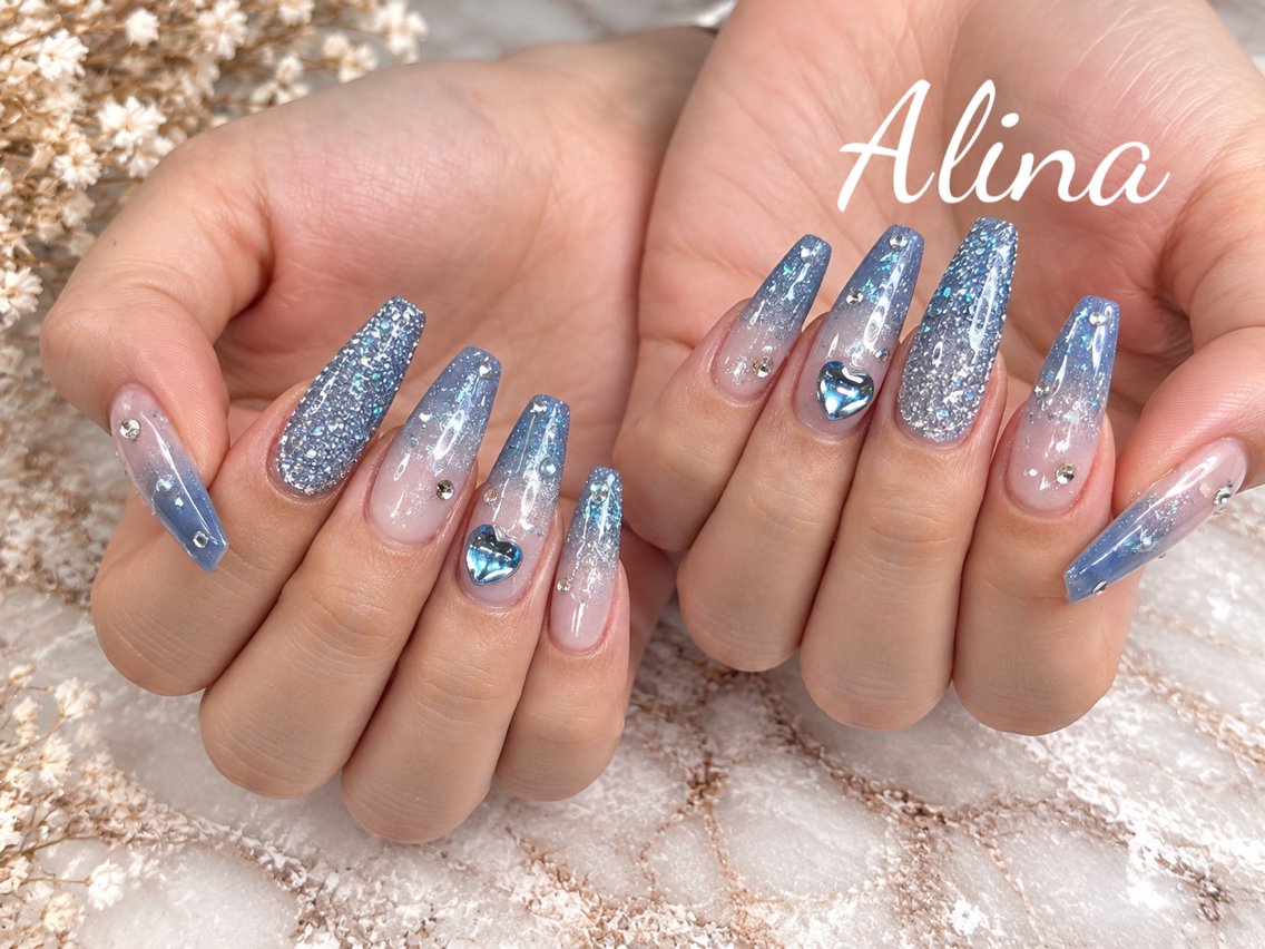 ロング ハンドネイル 池袋Alina エリナのネイルデザイン
